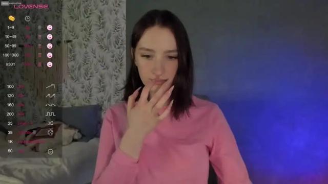 Image 4 of alena_navi Stream on Chaturbate on 16 months ago