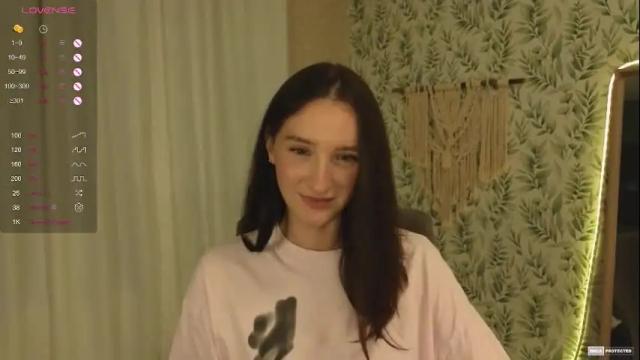 Image 6 of alena_navi Stream on Chaturbate on 5 days ago