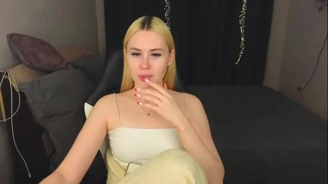 Image 6 of alenca_hot_sex Stream on Chaturbate on 8 days ago
