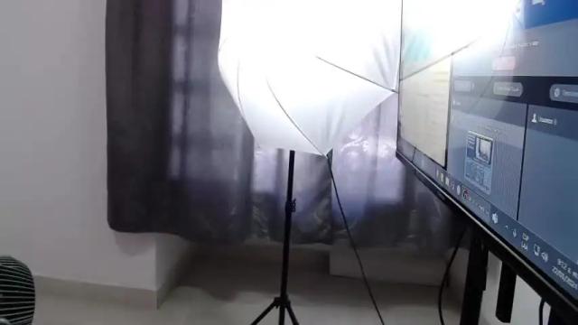 Image 3 of alenia_moon Stream on Chaturbate on 17 months ago