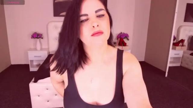 Image 11 of alenni Stream on Chaturbate on 13 months ago