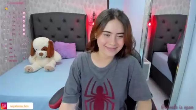 Image 7 of alesia_bianco Stream on Chaturbate on 15 months ago