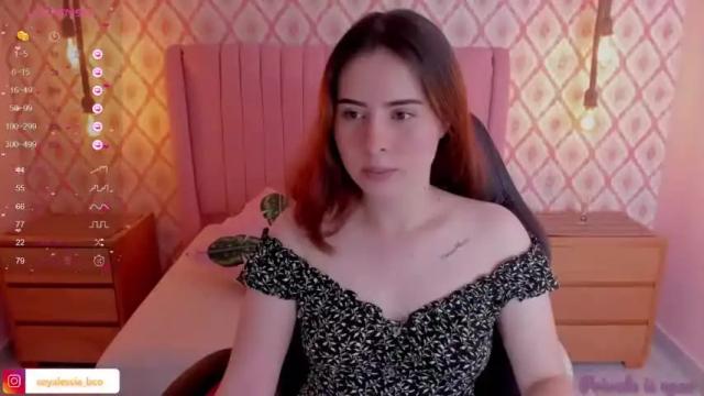 Image 10 of alesia_bianco Stream on Chaturbate on 14 months ago