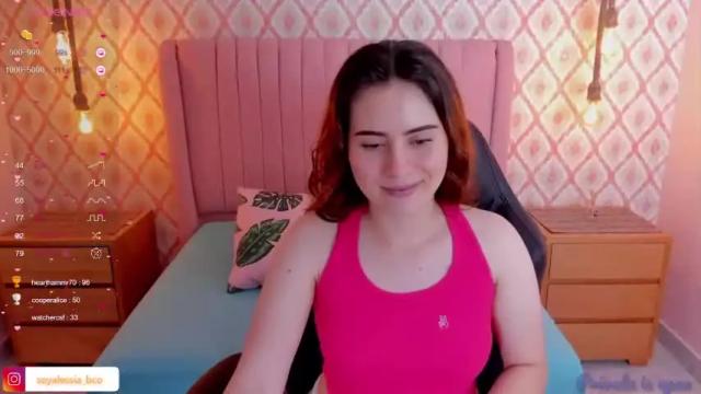 Image 10 of alesia_bianco Stream on Chaturbate on 14 months ago