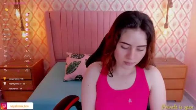 Image 12 of alesia_bianco Stream on Chaturbate on 14 months ago