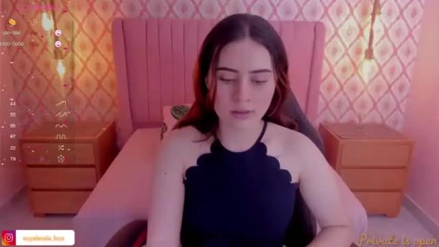 Image 8 of alesia_bianco Stream on Chaturbate on 14 months ago
