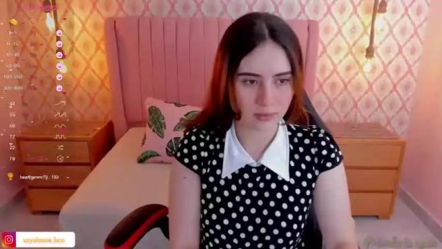 Image 7 of alesia_bianco Stream on Chaturbate on 14 months ago