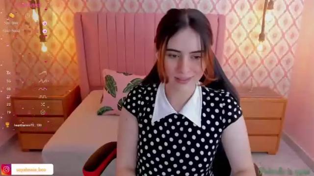 Image 8 of alesia_bianco Stream on Chaturbate on 14 months ago