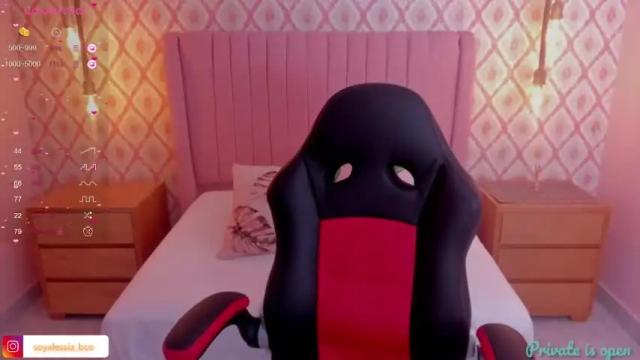 Image 10 of alesia_bianco Stream on Chaturbate on 13 months ago