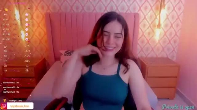 Image 6 of alesia_bianco Stream on Chaturbate on 13 months ago