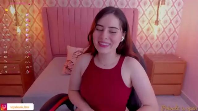 Image 4 of alesia_bianco Stream on Chaturbate on 13 months ago