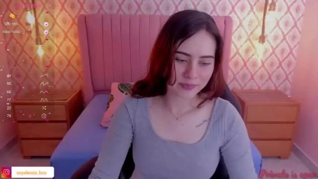 Image 11 of alesia_bianco Stream on Chaturbate on 13 months ago