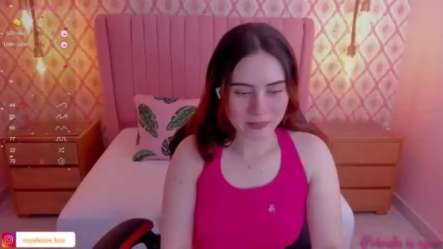 Image 2 of alesia_bianco Stream on Chaturbate on 13 months ago