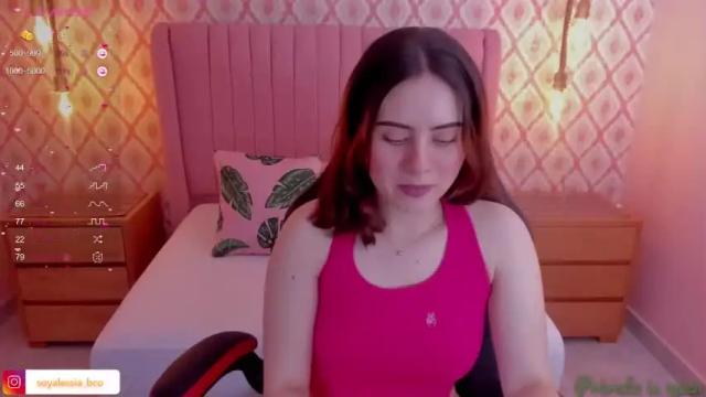 Image 4 of alesia_bianco Stream on Chaturbate on 13 months ago