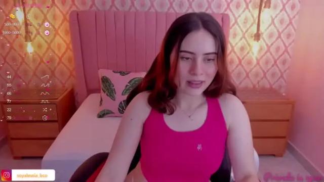 Image 6 of alesia_bianco Stream on Chaturbate on 13 months ago