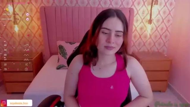 Image 8 of alesia_bianco Stream on Chaturbate on 13 months ago