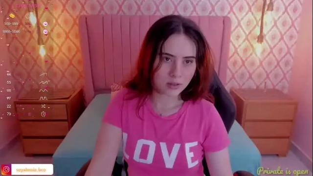 Image 4 of alesia_bianco Stream on Chaturbate on 13 months ago