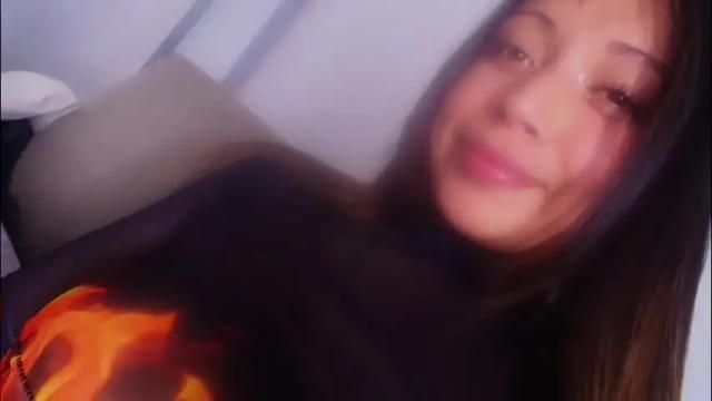 Image 4 of aleska_dollx Stream on Chaturbate on 2 months ago