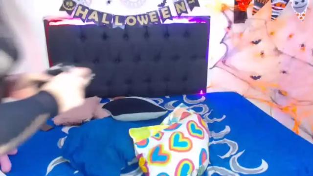 Image 3 of aleskamiauw Stream on Chaturbate on 21 months ago