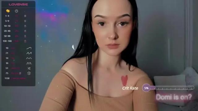 Image 7 of aless_sandraa Stream on Chaturbate on 24 months ago