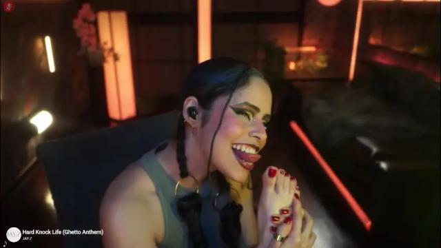 Image 8 of alessa_goreng Stream on Chaturbate on 3 months ago