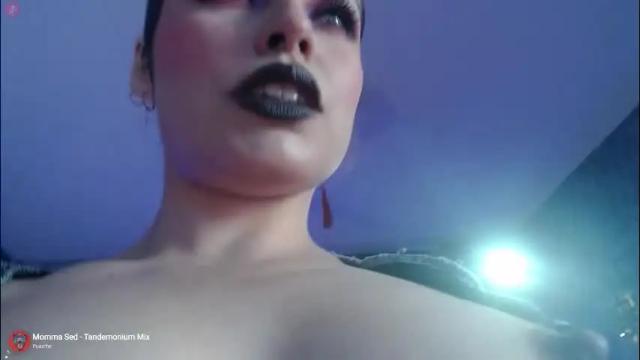 Image 10 of alessa_goreng Stream on Chaturbate on 2 months ago