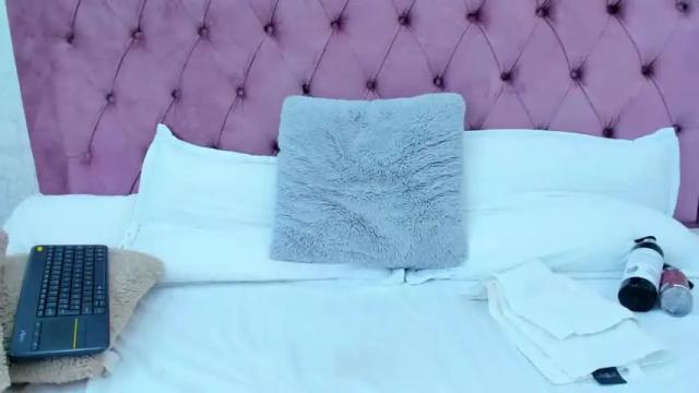 Image 11 of alessa_keller Stream on Chaturbate on 20 months ago