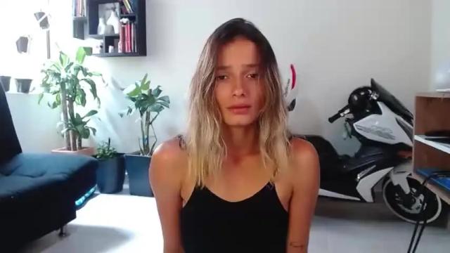 Image 8 of alessakinky12 Stream on Chaturbate on 13 months ago