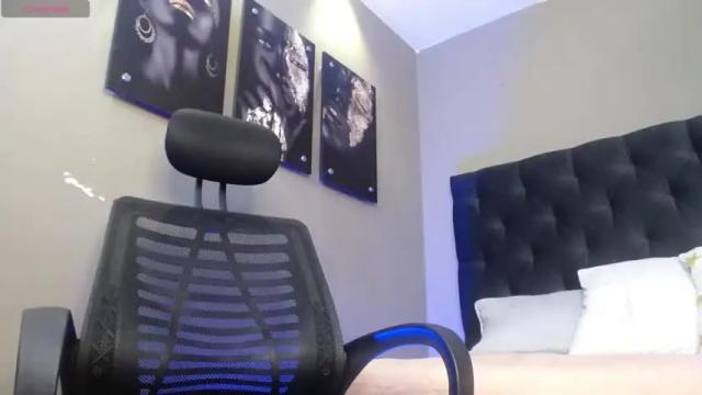 Image 8 of alessandra__palmer Stream on Chaturbate on 14 months ago