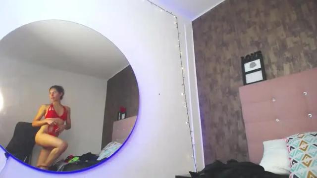 Image 2 of alessandra__palmer Stream on Chaturbate on 14 months ago