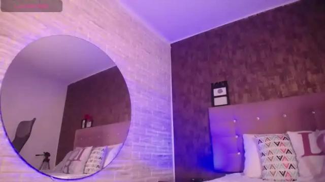 Image 4 of alessandra__palmer Stream on Chaturbate on 14 months ago