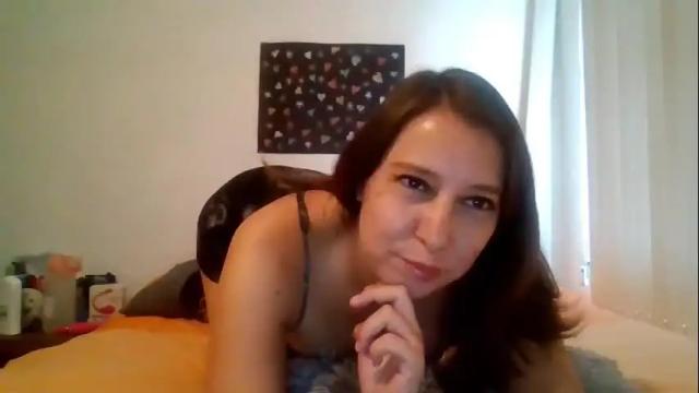 Image 4 of alessandraconrado Stream on Chaturbate on 4 months ago