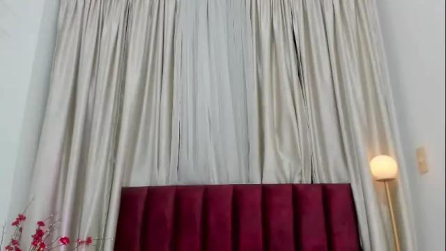 Image 10 of alessaromaa Stream on Chaturbate on 1 month ago