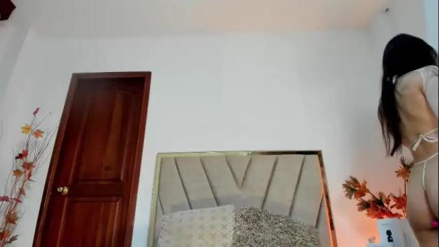 Image 7 of alessaromaa Stream on Chaturbate on 4 months ago