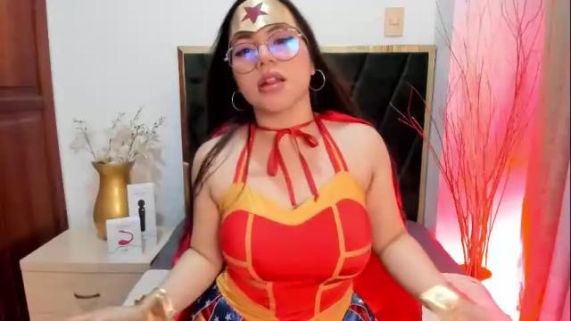 Image 12 of alessaromaa Stream on Chaturbate on 3 months ago