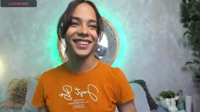 Image 7 of alessia28_ Stream on Chaturbate on 15 months ago