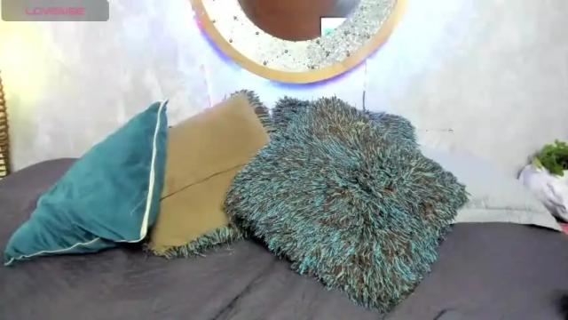 Image 12 of alessia28_ Stream on Chaturbate on 15 months ago