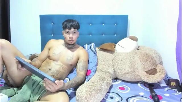 Image 2 of alessia_hot1 Stream on Chaturbate on 1 month ago