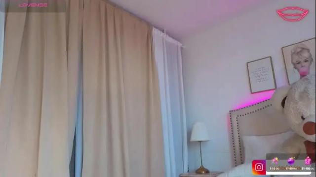 Image 10 of alessia_se Stream on Chaturbate on 1 month ago