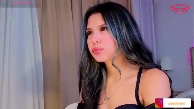 Image 3 of alessia_se Stream on Chaturbate on 1 month ago