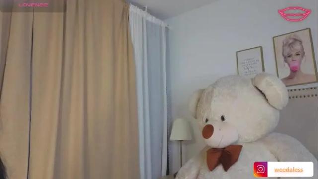 Image 2 of alessia_se Stream on Chaturbate on 1 month ago