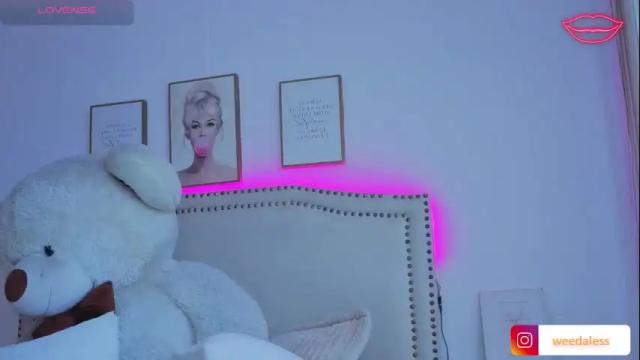 Image 11 of alessia_se Stream on Chaturbate on 1 month ago