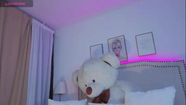 Image 11 of alessia_se Stream on Chaturbate on 1 month ago