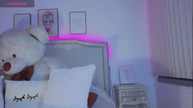 Image 7 of alessia_se Stream on Chaturbate on 1 month ago
