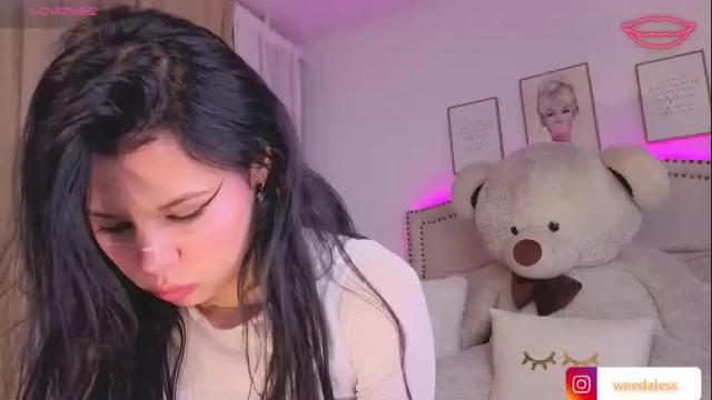Image 10 of alessia_se Stream on Chaturbate on 1 month ago