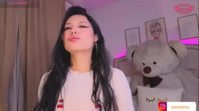 Image 11 of alessia_se Stream on Chaturbate on 1 month ago