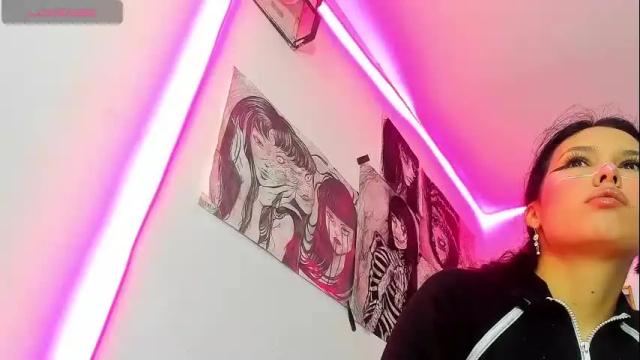Image 4 of alessia_se Stream on Chaturbate on 9 days ago