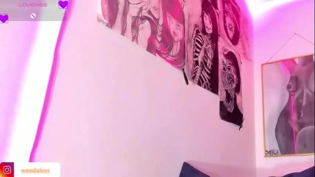 Image 4 of alessia_se Stream on Chaturbate on 3 days ago