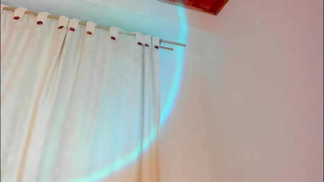 Image 4 of alessia_taylor Stream on Chaturbate on 1 month ago