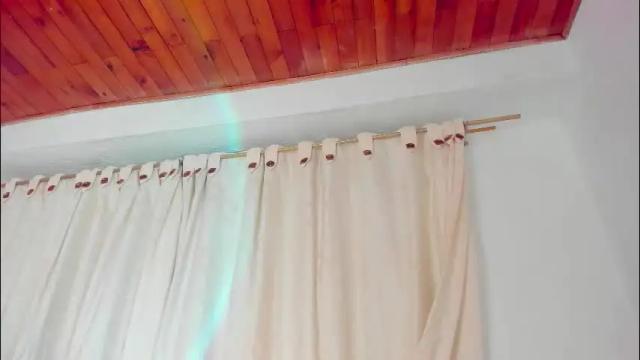 Image 7 of alessia_taylor Stream on Chaturbate on 1 month ago